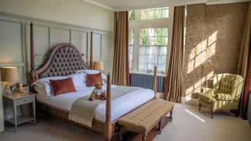 Suite (Colsterdale) | Individually decorated, individually furnished, laptop workspace