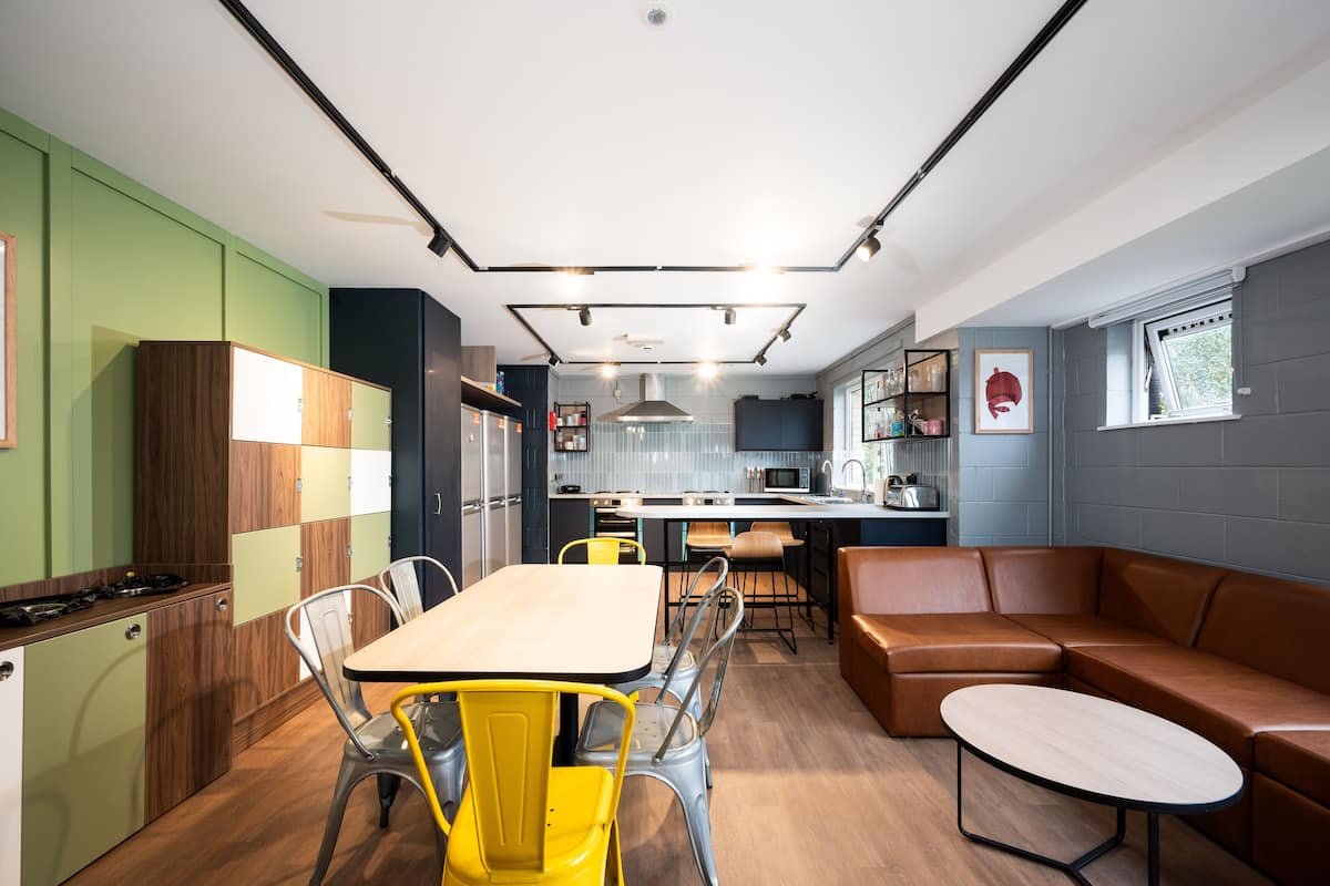 Single Room | Private kitchen