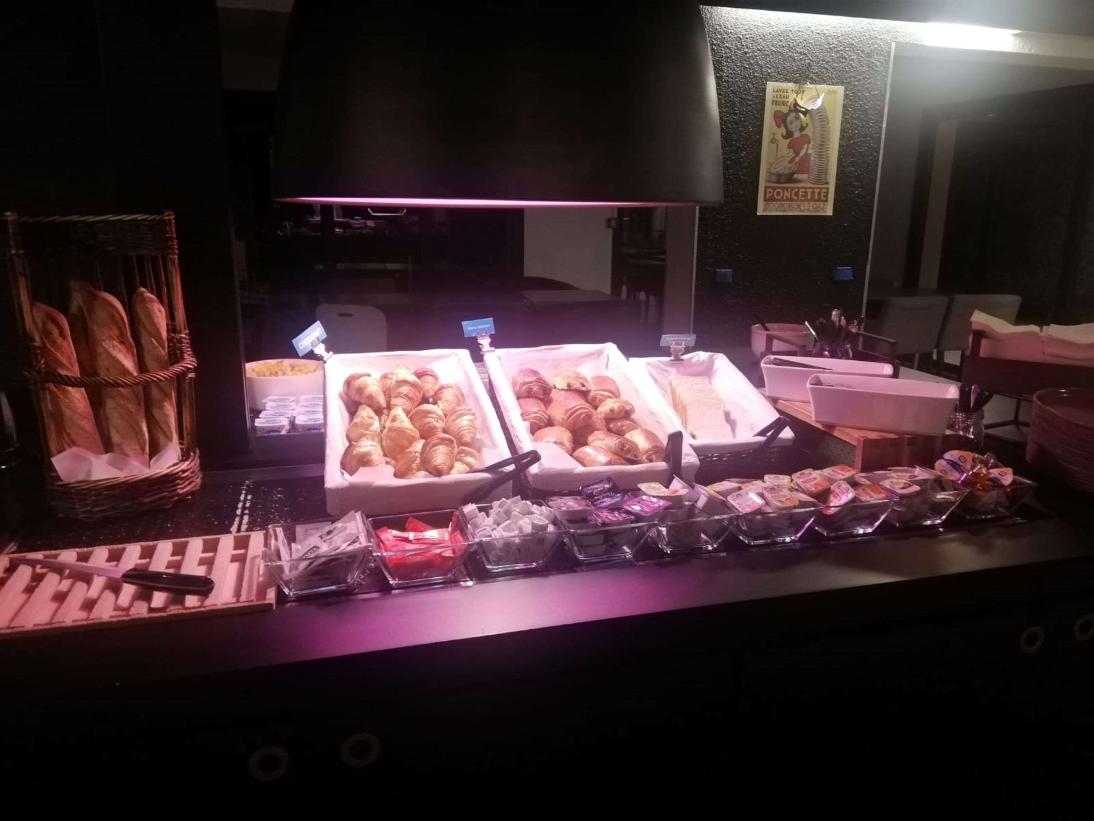 Desayuno para llevar los fines de semana (EUR 10.50 por persona)