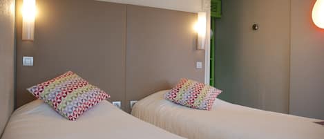 Next Generation, Standard Room, 2 Single Beds