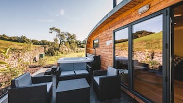 Family Cabin | Teres/patio