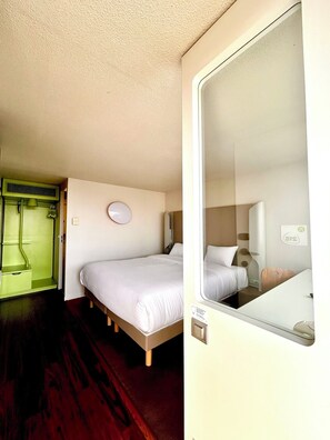 Premium bedding, desk, blackout curtains, soundproofing - Hotel Campanile Montargis - Amilly (Amilly)