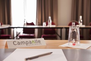 สถานที่จัดงานประชุม