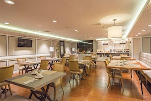 Daily buffet breakfast (PHP 750 per person)