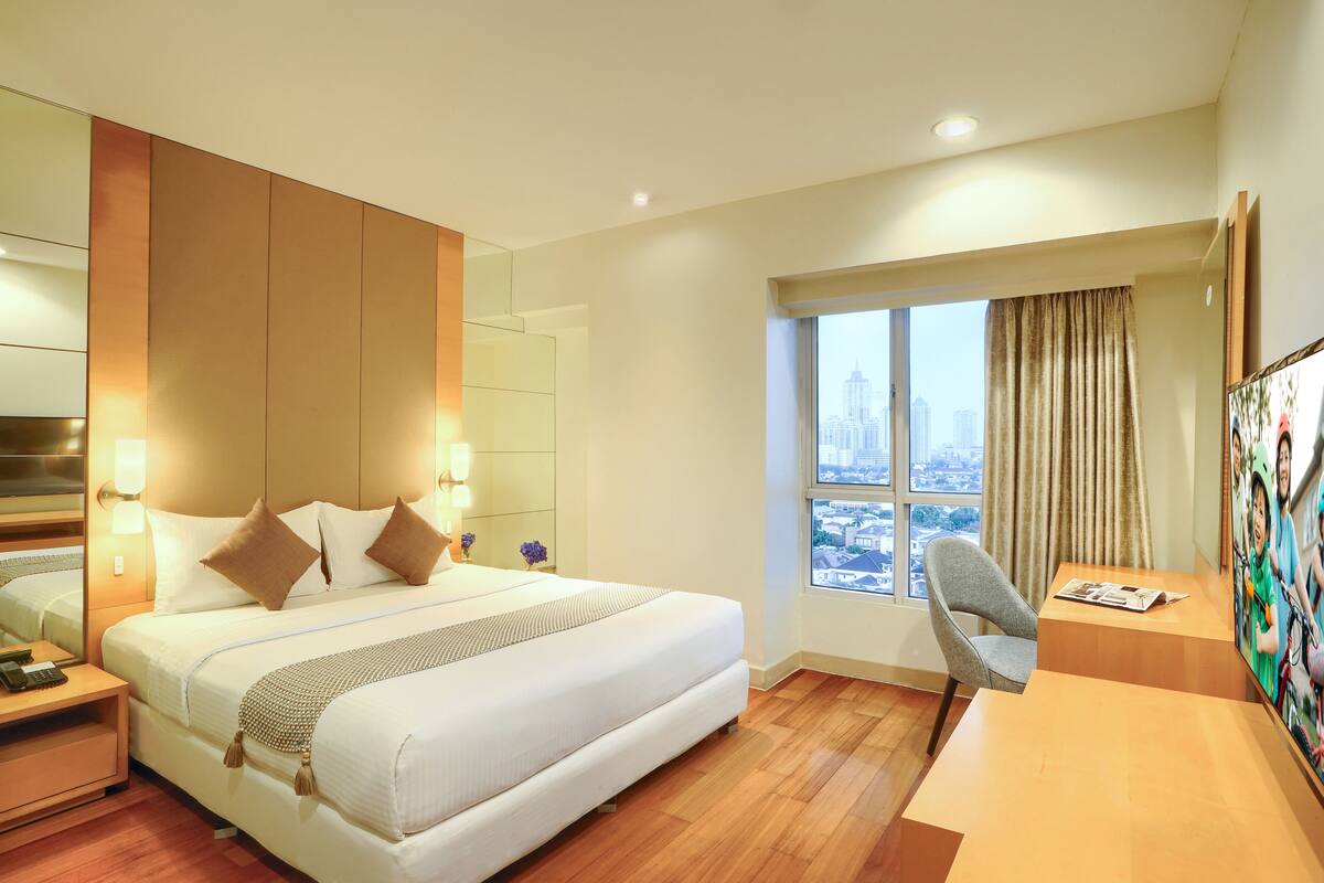 Executive Apartment, 2 Bedrooms | 2 bedrooms, premium bedding, pillowtop beds, in-room safe