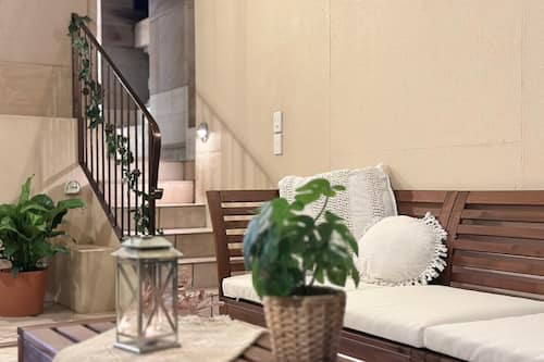 Luxury Sub-Penthouse | Terrace/patio