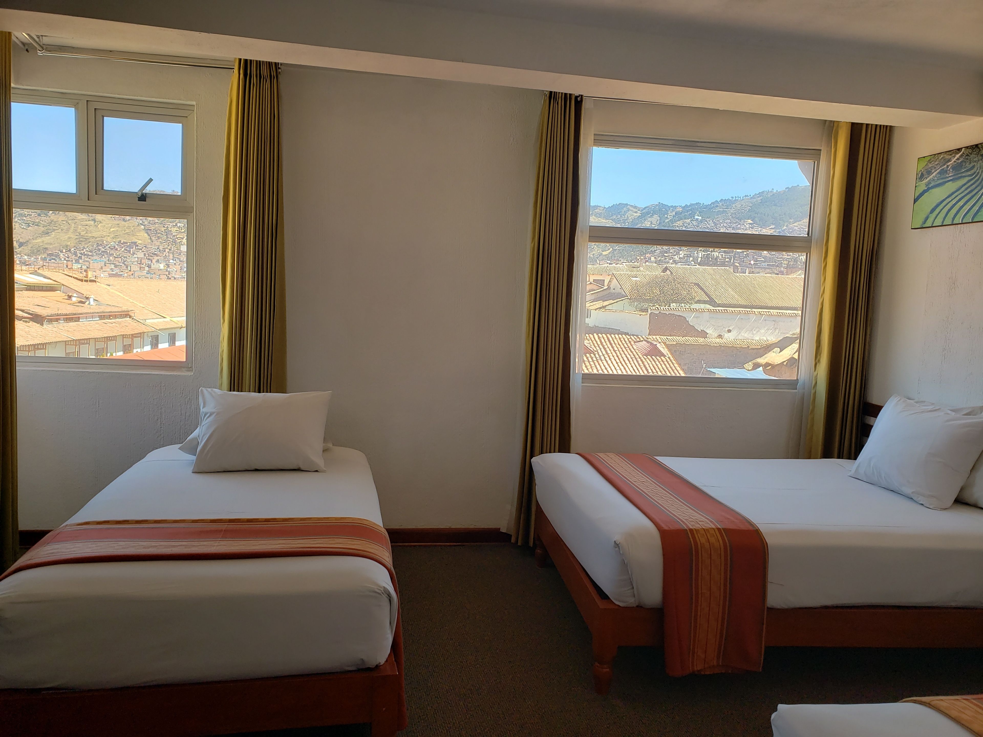 Premium bedding, in-room safe, individually decorated