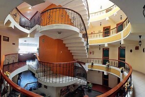 Staircase - Hotel De La Villa Hermoza (Cusco)