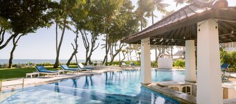 Legong Keraton Beach Hotel