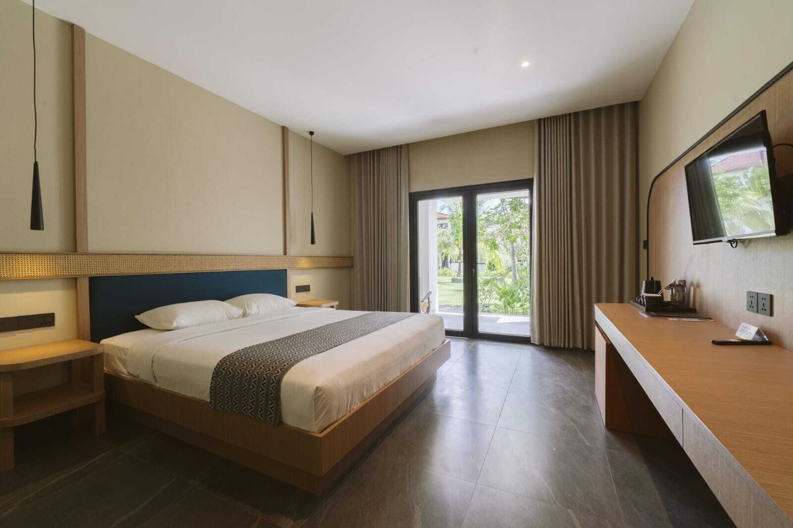 Superior Plus Double Room | Minibar, brankas, meja kerja, dan setrika/meja setrika