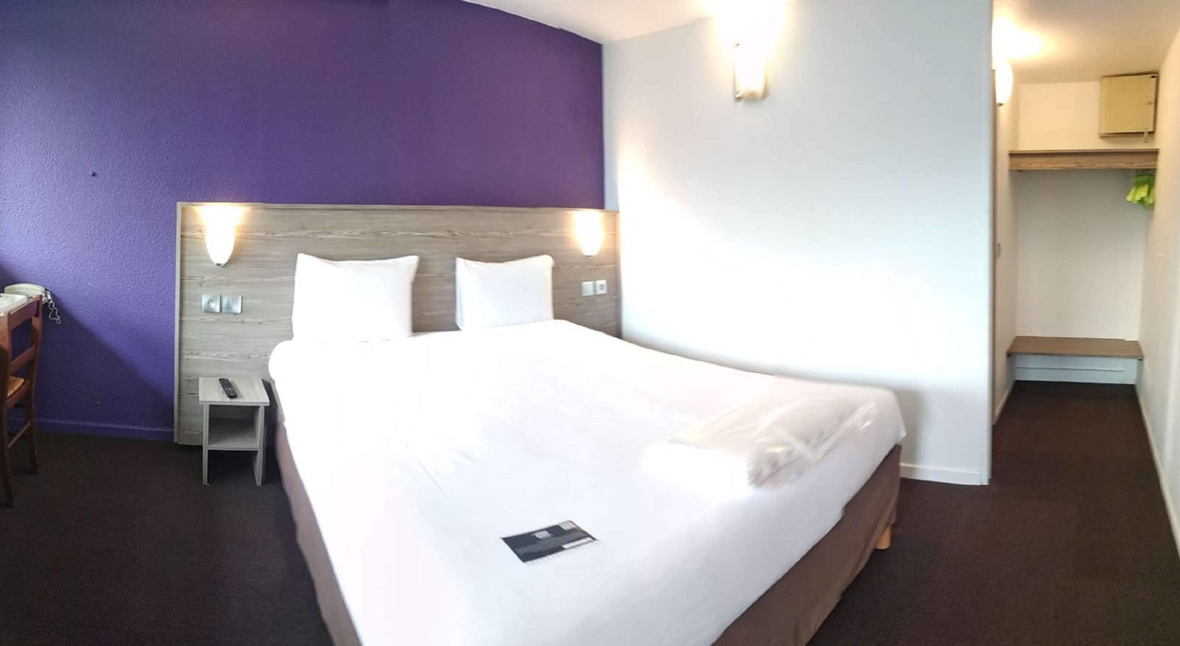 Skrivebord, barnesenger (inkludert), wi-fi (inkludert) og sengetøy