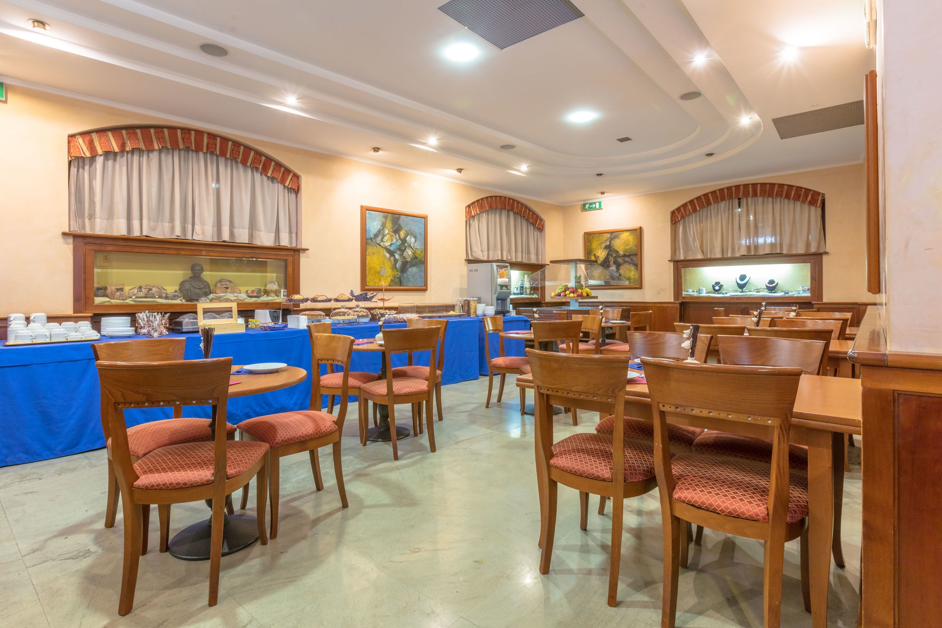 매일 뷔페 무료 아침 식사 포함