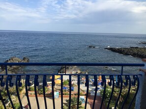 Quarto casal ou duplo superior, vista para o mar | Cofres nos quartos, escrivaninha, quartos à prova de som