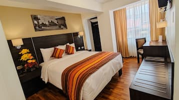 1 bedroom, premium bedding, down comforters, in-room safe