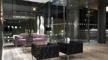 Sala de estar en el lobby