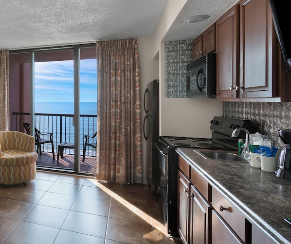 冰箱、微波炉、茶具/咖啡用具