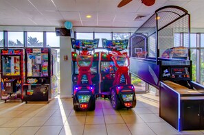 Arcade - Beach Colony Resort (Myrtle Beach)