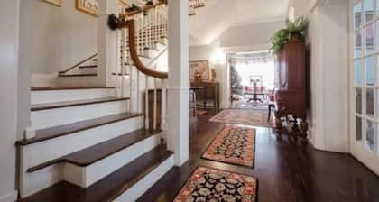 Six Acres Bed & Breakfast