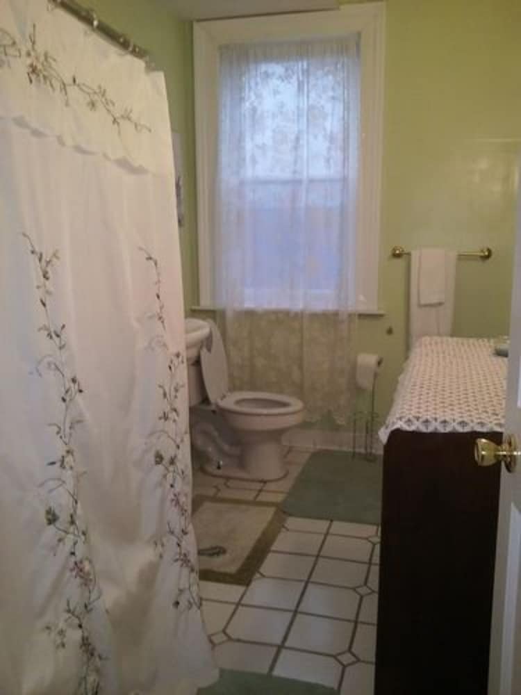 Six Acres Bed & Breakfast by null