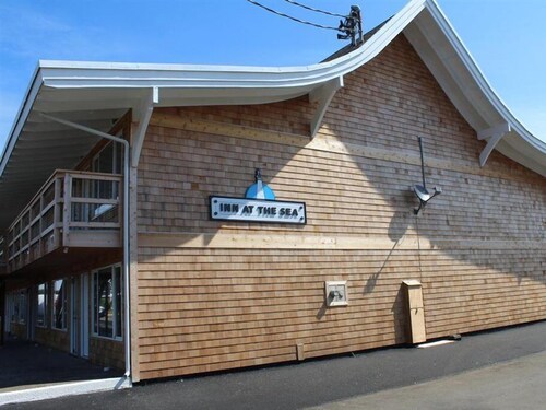 Rodeway Inn & Suites