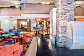 Lobby-Lounge