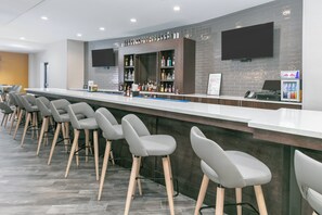 Bar (on property) - Holiday Inn Houma by IHG (Houma)