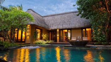 Suite, vue océan (Double, Pool Villa) | 1 chambre, draps en coton égyptien, literie de qualité supérieure