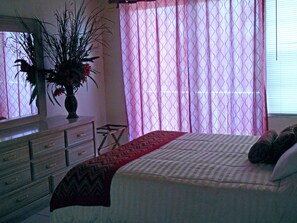 Deluxe Room, 3 Bedrooms, Jetted Tub (2 Story Townhouse Villa/ 2.5 washroom)