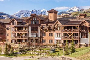 Front of property - WestWall Lodge (Crested Butte)
