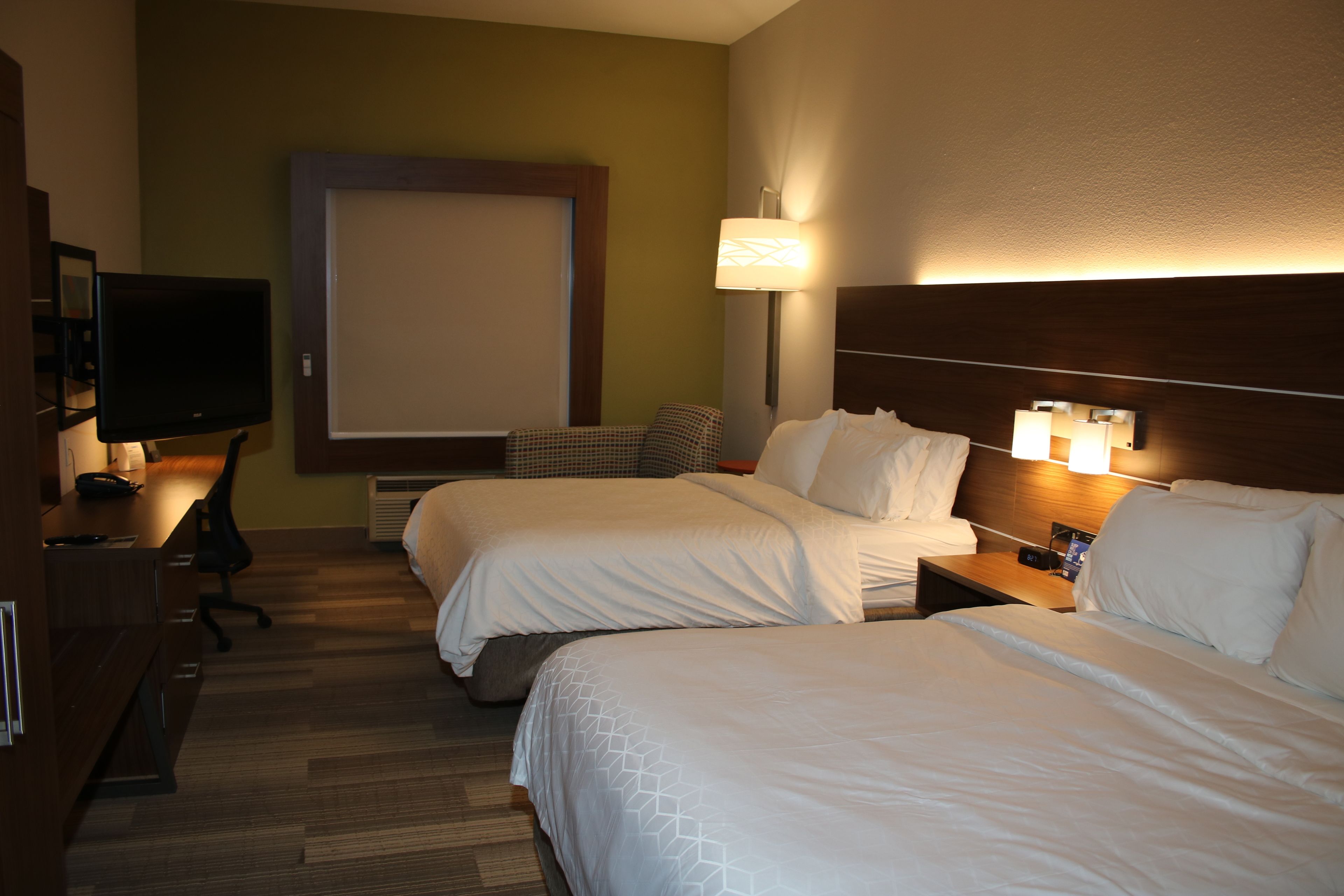 premium bedding, in-room safe, desk, blackout curtains