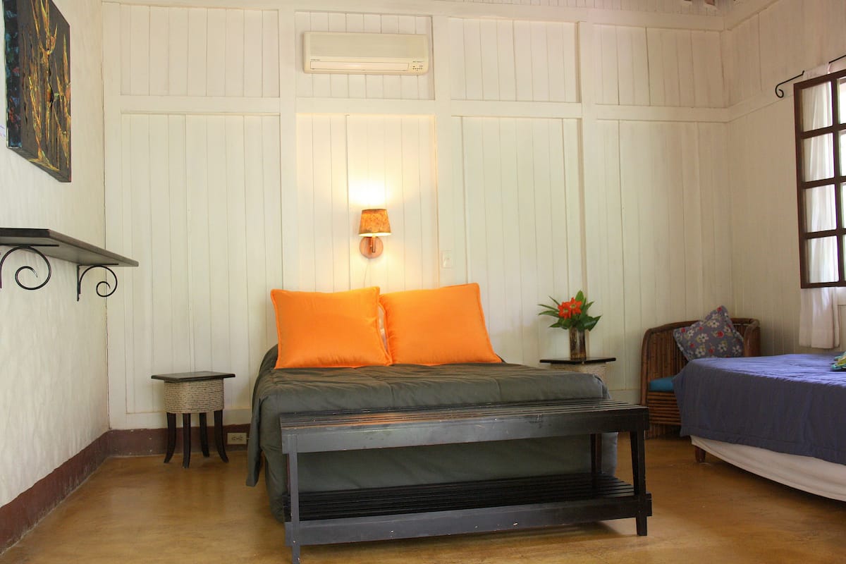 Premium bedding, Select Comfort beds, in-room safe