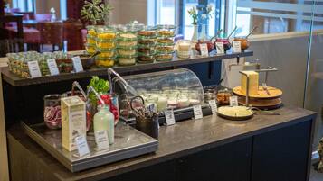 Tägliches inbegriffenes Frühstücksbuffet