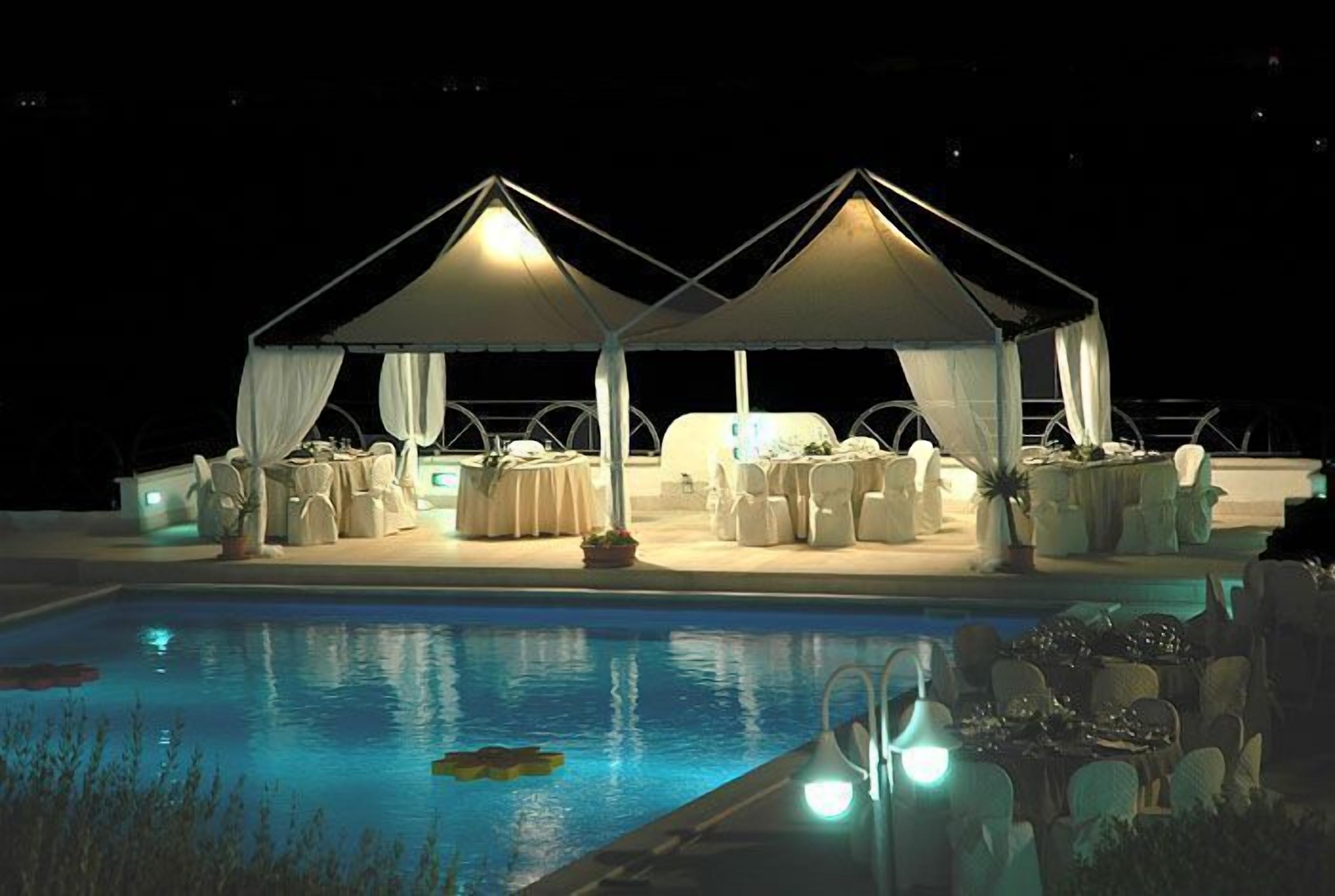 Piscina stagionale all'aperto