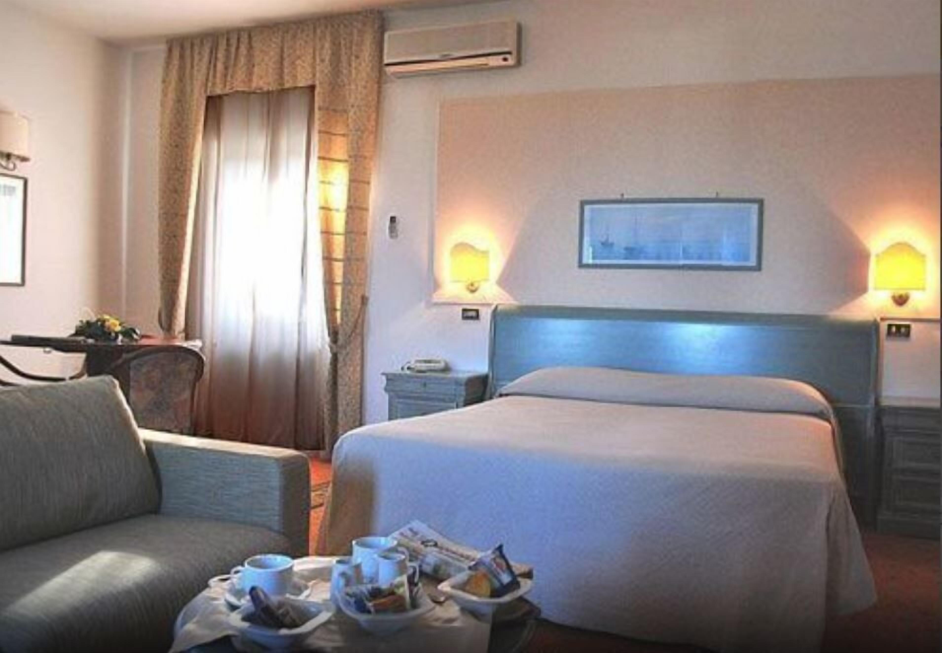 Minibar, in-room safe, desk, cribs (surcharge)