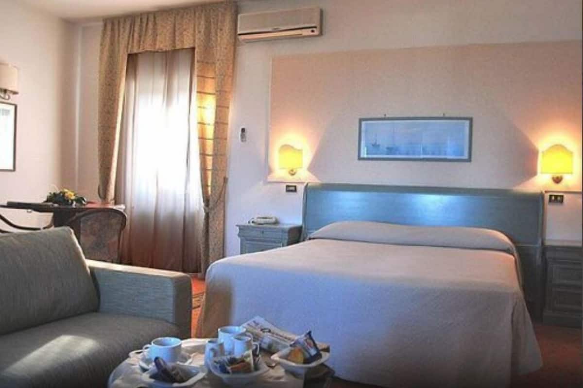 Minibar, in-room safe, desk, cribs (surcharge)