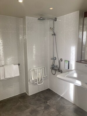 Standard Room, 2 Single Beds | Bathroom