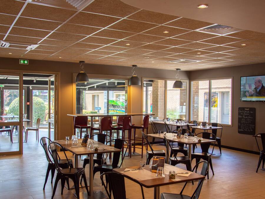 Frokost, lunsj og middag serveres, franske retter