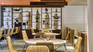 Breakfast, lunch, dinner served; sea views