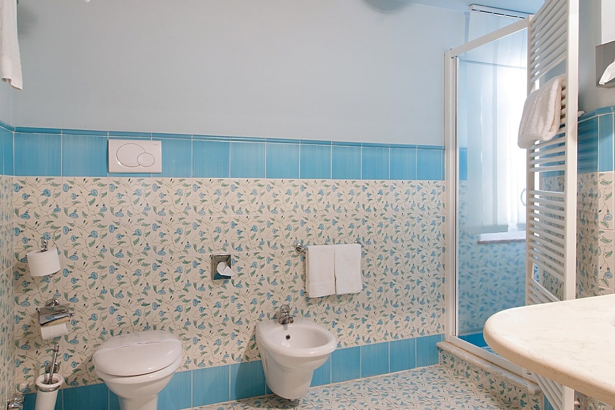 superior double room | 1 bedroom, minibar, in-room safe, individually furnished