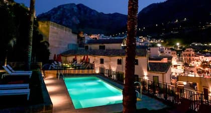 Cetarium Hotel