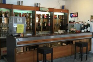 Bar (en la propiedad)