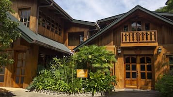 Bahagian luar