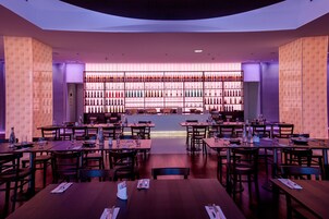 Breakfast and dinner served