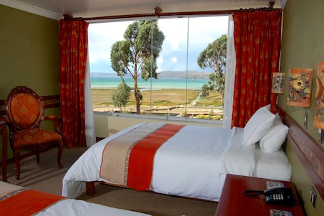 Premium bedding, in-room safe, soundproofing, free WiFi. Taypikala Hotel Lago