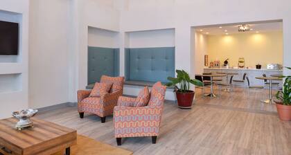 Econo Lodge Inn & Suites Port Arthur near Sabine Pass