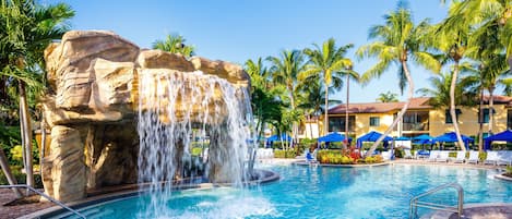 5 piscines extérieures, tentes de plage, parasols de plage