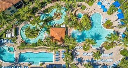 Naples Bay Resort & Marina