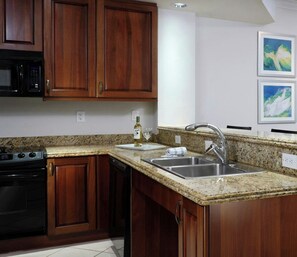 Private kitchen - Naples Bay Resort & Marina (Naples)