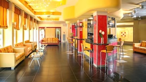 Bar (on property) - Hotel Mediterraneo (Collesalvetti)