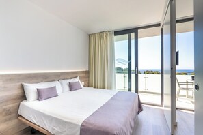 Superior Apartment, 1 Bedroom, Balcony, Sea View | Soundproofing, free WiFi, bed sheets - Aparthotel Comtat Sant Jordi (Castell-Platja d'Aro)